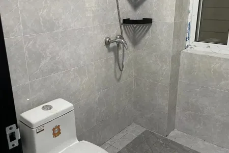 滨湖景城(西区)2房2厅1卫南精装真实好房