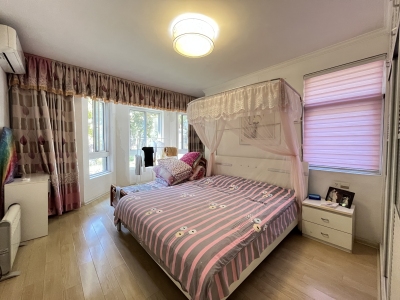 凤凰城北岛玛瑙居 2室2厅1卫 72万 南北通透,三证齐全,满五唯一