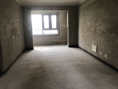 江城观邸 3室2厅1卫 95万 南北通透,三证齐全,低首付