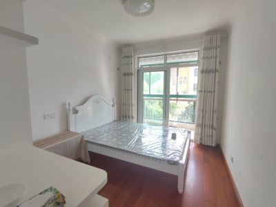 凤凰城北岛水云间