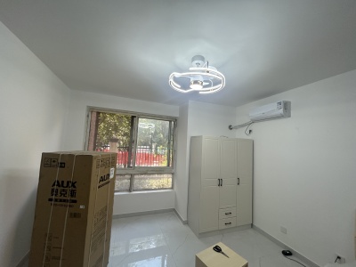 凤凰城南岛白桦轩1室1厅1卫西精装真实好房