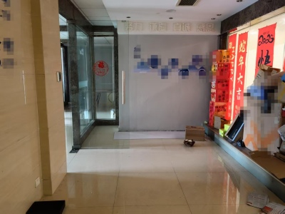 金鹰国际商城 5室3厅2卫 6500.0元/月 南北通透,商住两用,采光充足