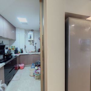 官山翰林东区 2室1厅1卫 140万元 唯一住房,南北通透,采光充足,三证齐全