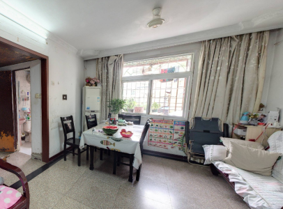 湖滨小区3室1厅1卫南北精装真实好房