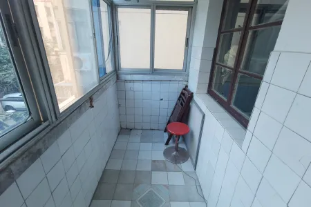 大营新村 2房1厅1卫 1,000元/月 南北通透,学区房,好景观