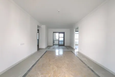 三山碧桂园镜湖春色