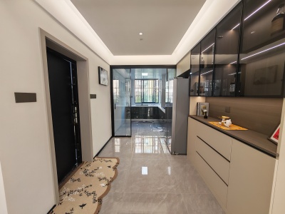 银湖·波尔卡国际花园