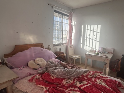 石城香榭酒店公寓 3室1厅1卫 1,200元/月 南北通透,性价比高,学区房,家电齐全