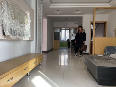 凤凰城中岛百合苑