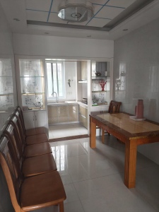 香江比华利山庄