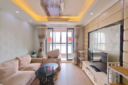 华仑港湾 2室2厅1卫 2,200元/月 南北通透,好景观