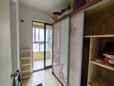 东方龙城湛露苑