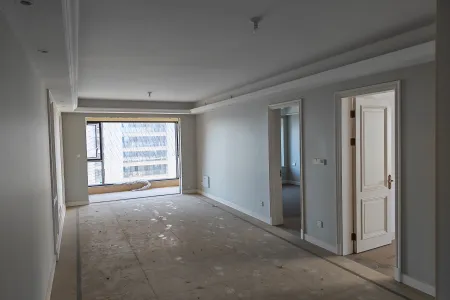 南湖春晓 3室2厅2卫 5,000元/月 南北通透,好景观