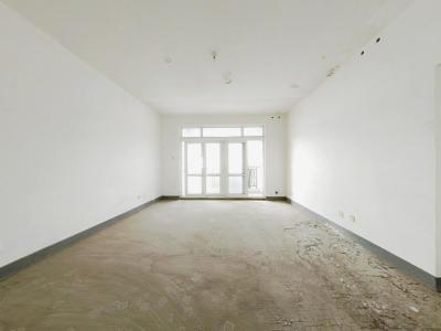 中兴花园4室2厅2卫南北毛坯真实好房
