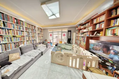 南瑞瑞东园二期 3室2厅1卫 83.8万 南北通透,业主急售,性价比高