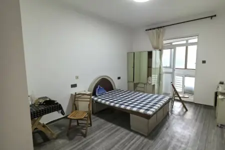 汇成名郡 1室1厅1卫 1,500元/月 满两年