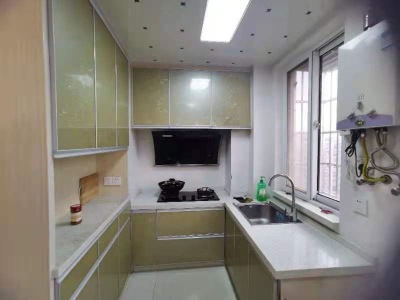 香江比华利山庄