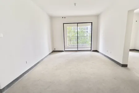 信达公园郡 4房2厅2卫 98万 性价比高,VR房