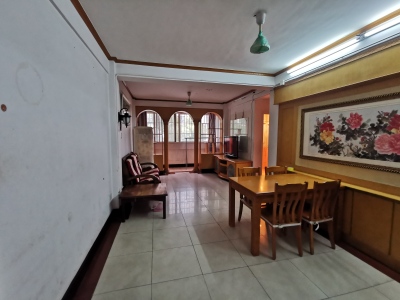 金三角小区 2室2厅1卫 1,700元/月 南北通透,好景观