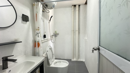 香江比华利山庄