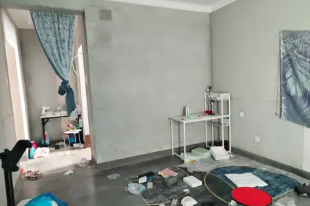 万达荣府1号 3房2厅2卫 1,000元/月 采光充足