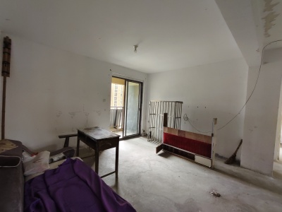 白象绿洲二期3室2厅1卫南北毛坯真实好房