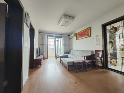 香榭园 3室2厅1卫 78万元 满五唯一,采光充足,南北通透