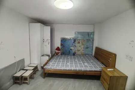 鲁港新区西区 1室1厅1卫 750.0元/月 性价比高