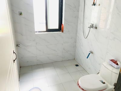 绿地6号地块C区(凯旋尚品) 3室2厅1卫 1,300元/月 南北通透,采光充足