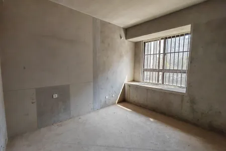 江城九里 3室2厅2卫 1,200元/月 南北通透