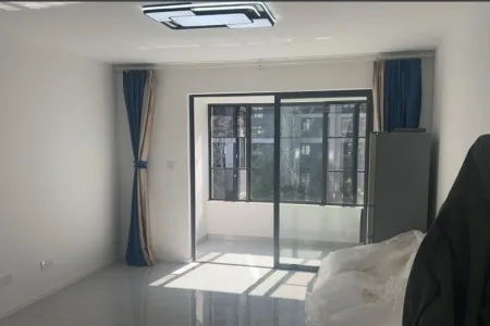 铂悦滨江 2房2厅1卫 2,300元/月 南北通透