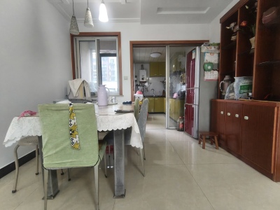 凤凰城北岛翡翠居