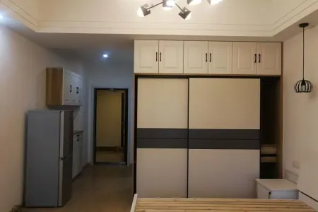 德胜广场 1室1厅1卫 1,500元/月 南北通透,性价比高,家电齐全