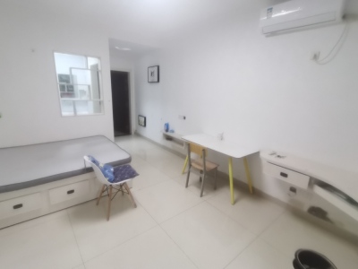 香江比华利山庄