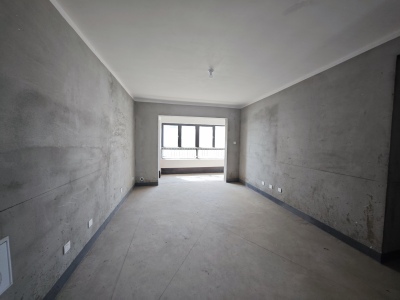 春江明月二期 3室2厅1卫 1,000元/月 好景观