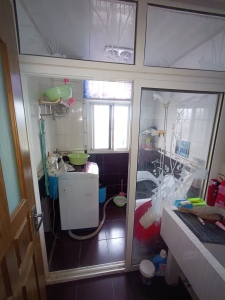 三山蔬菜市场北门商住