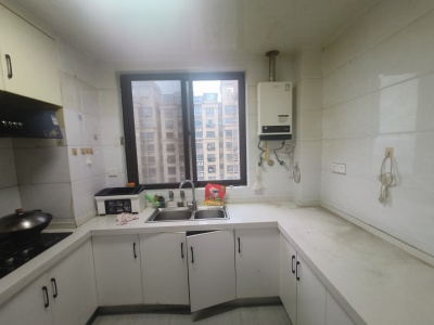 东方龙城清荷苑