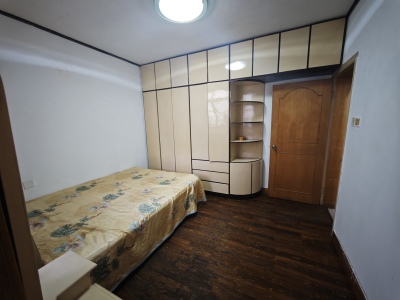福达新村 2室1厅1卫 1,200元/月 南北通透