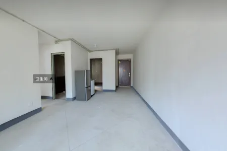 铂悦滨江2房2厅1卫南毛坯真实好房