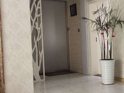 翡翠森林花园 2室1厅1卫 78万 满两年