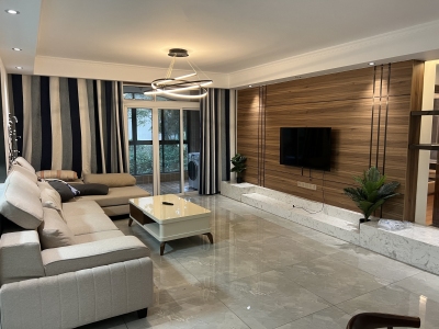 凤凰城中岛蔷薇苑