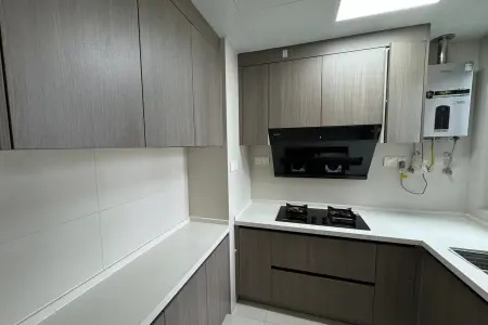 铂悦滨江 2室1厅1卫 160万 采光充足