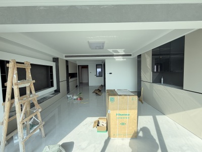 镜湖壹品 3室2厅1卫 258万 业主急售,南北通透,家电齐全