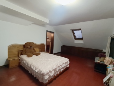 东方明珠一村