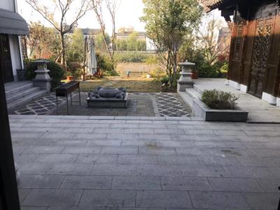 新华联鸠兹古镇