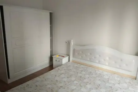 万科海上传奇 3室2厅1卫 2,300元/月 南北通透,沿河景观