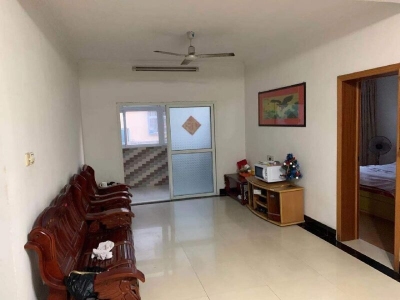 保定新城一期 3室2厅1卫 1,300元/月 南北通透,采光充足,商住两用