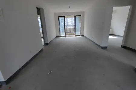 新华联铂悦府3室2厅2卫南毛坯真实好房