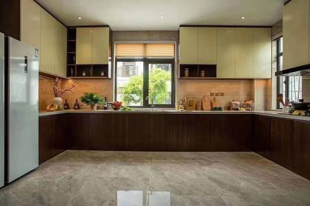 鸠兹古镇-储文祥