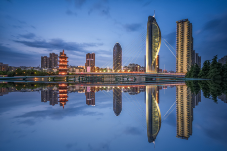 卓瑞悦玺滨江-骆海燕